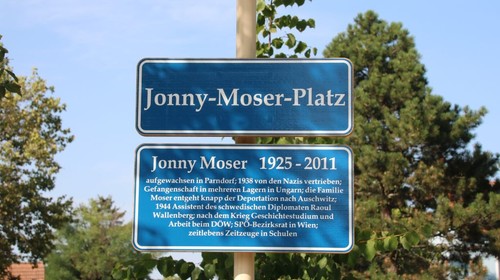 „Jonny-Moser-Platz“ in Parndorf