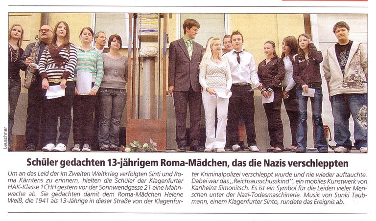 Mahnwache für deportiertes Roma-Mädchen, HAK Klagenfurt. Kärntner Tageszeitung, 5.5.2007