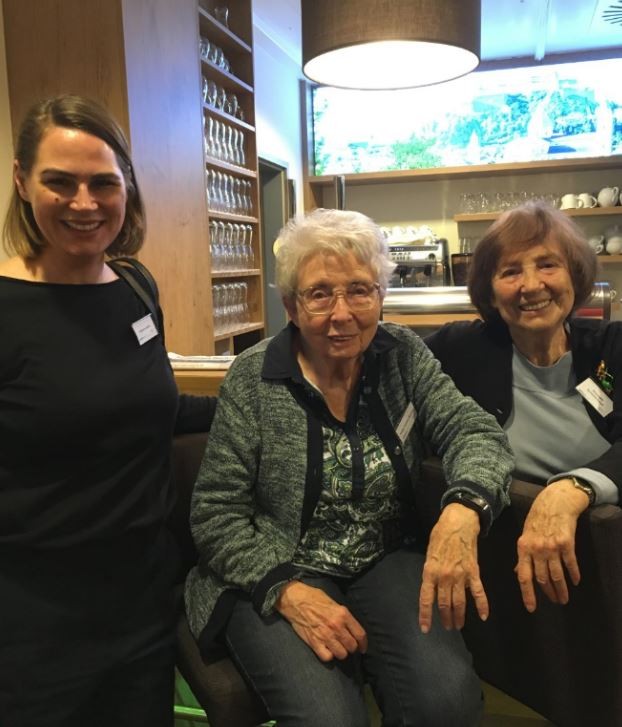 Katharina Müller gemeinsam mit Helga Feldner-Busztin und Elisabeth Scheiderbauer am ZeitzeugInnen-Seminar 2018