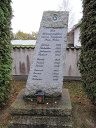 Gedenkstein auf dem röm.kath. Friedhof der Marktgemeinde Großweikersdorf in NÖ - “Den Holocaustopfern unserer Gemeinde Fam. Hahn” mit 11 verzeichneten Namen dieser Familie