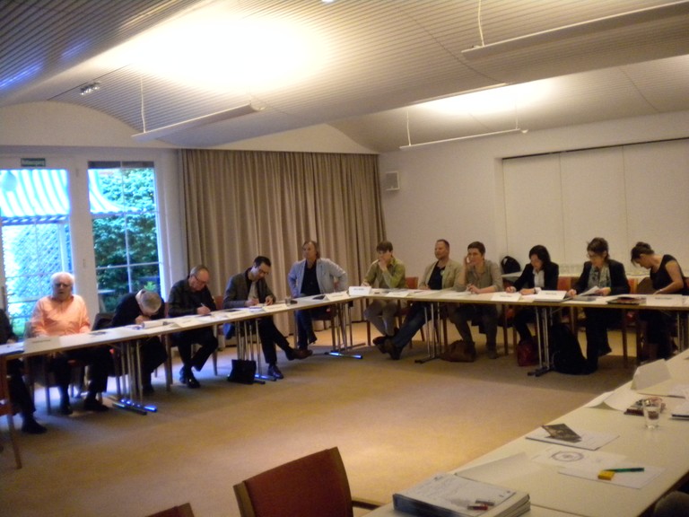 TagungsteilnehmerInnen der 35. Internationalen Lehrplan-und Lehrmittelgespräche der Internationalen Gesellschaft für Geschichtsdidaktik (Bodenseekreis) in Bregenz