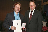 Österreichisches Ehrenkreuz für Wissenschaft und Kunst für Univ.Doz. Dr.Horst Schreiber