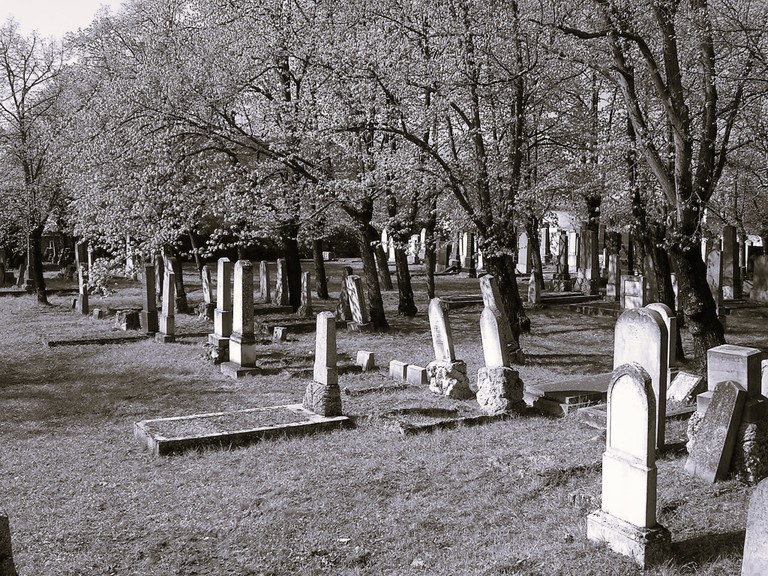 Sulzgruber-Jued-Friedhof-SW