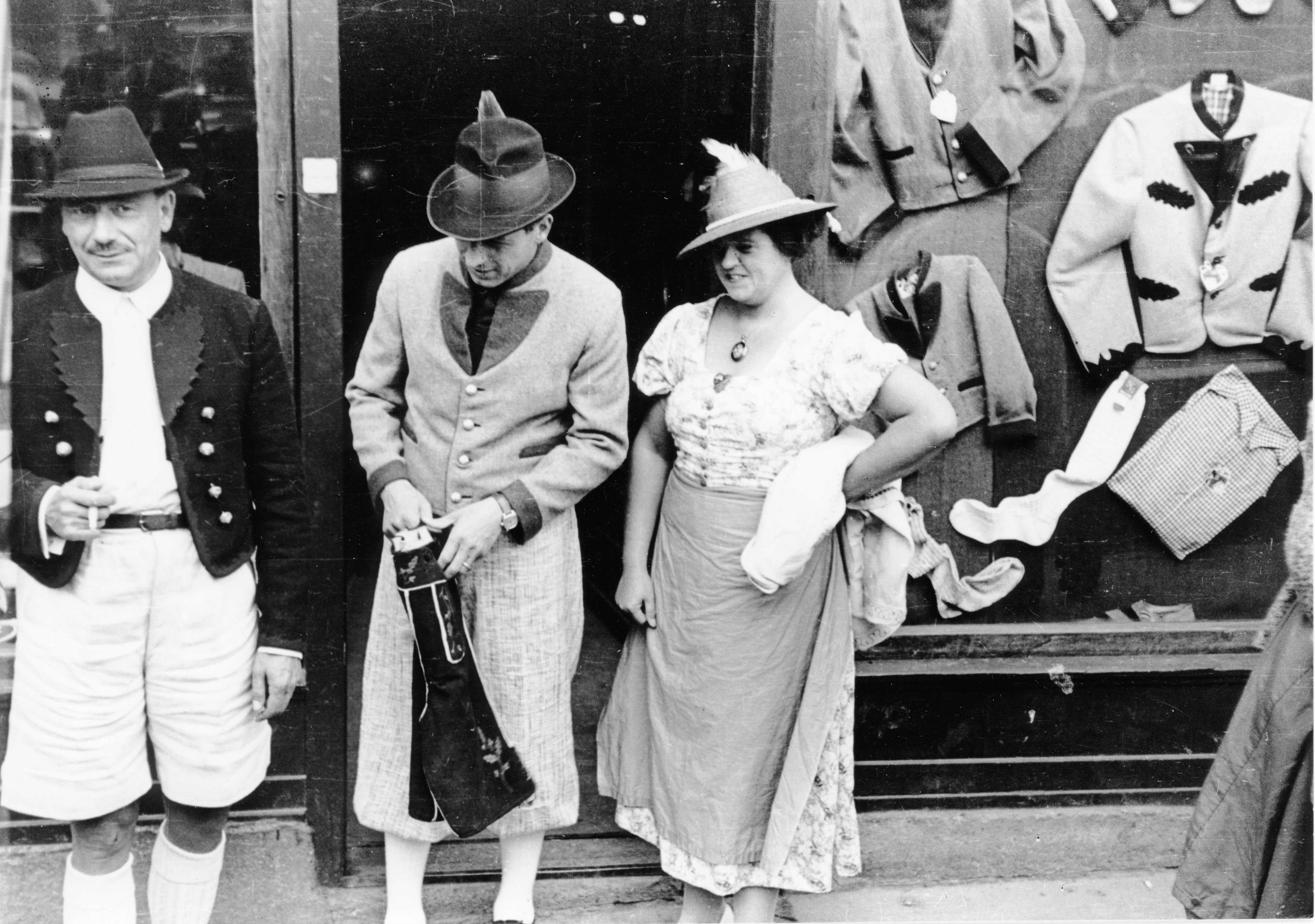 Ezio Pinza, Lotte Lehmann bei Trachten Lanz, 1935 (c) ASF Photo Ellinger