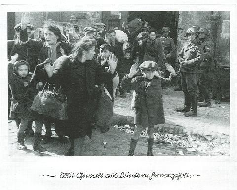 "Mit Gewalt aus Bunkern hervorgeholt" - Das Bild des Jungen aus dem Warschauer Getto eines unbekannten Fotografen aus dem April /Mai 1943 ist wohl eine "Ikone" - die meisten Referenten bezogen sich in der Tagung auf dieses Bild. Warum gerade dieses Bild eine "Ikone" ist, war Gegenstand ausführlicher Debatten.