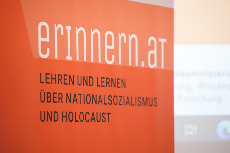 ERINNERN:AT ist das vom OeAD - Österreichs Agentur für Bildung und Internationalisierung - durchgeführte Programm zum Lehren und Lernen über Nationalsozialismus und Holocaust. 