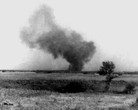 Der Aufstand bzw. die in Brand gesetzten Wachtürme waren von außerhalb zu sehen. (Foto aus dem Jüdischen Historischem Institut Warschau)
