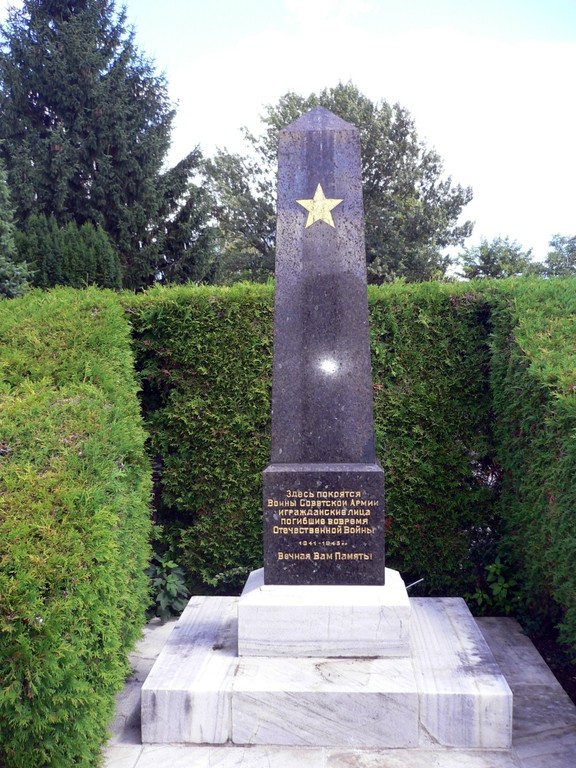 Das sogenannte "Russendenkmal" am Villacher Zentralfriedhof