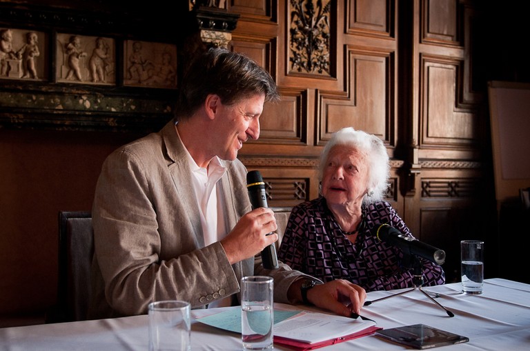 Albert Lichtblau im Gespräch mit Jehudith Hübner.jpg