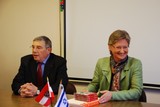 BM Schmied unterzeichnet Memorandum of Understanding mit der International School for Holocaust Studies in Yad Vashem